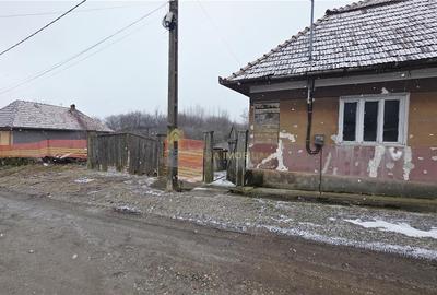 Casă individuală cu 4 camere cu Teren 1839 Mp în Aiton - 3