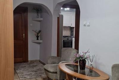 Apartament cu 3 camere în Central - 2