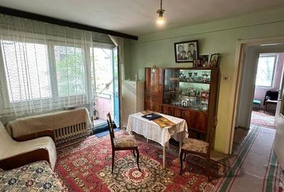 Apartament cu 2 camere semidecomandat în Tătărași