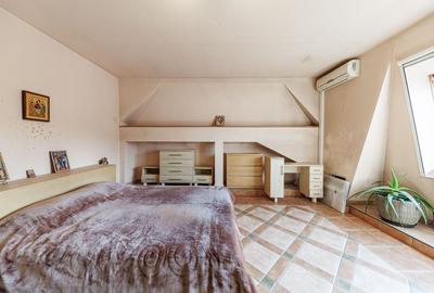 Casă individuală cu 8 camere cu Canalizare în Complex Studențesc - 19