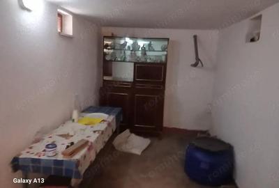 BRASADAS vinde casa 2 cam cu etaj 6 ari zona Bercu Rosu. - 13