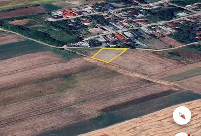 Teren de 1100 mp, în Bătești - 1