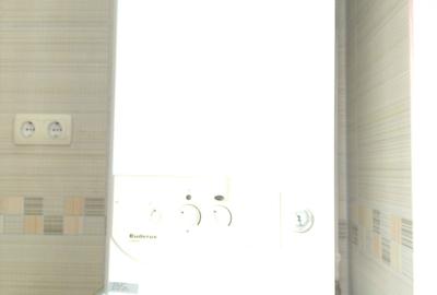 Apartament cu 3 camere decomandat în Drumul Taberei - 2