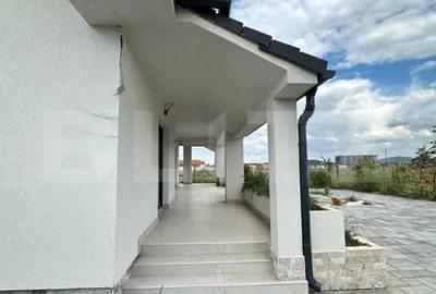Casă cu 7 camere cu Teren 488 Mp în Seleuș - 11