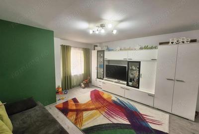 Vand apartament 3 camere Piata Sud - 2