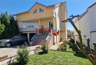 Casă cu 6 camere cu Teren 912 Mp în Cetate - 2