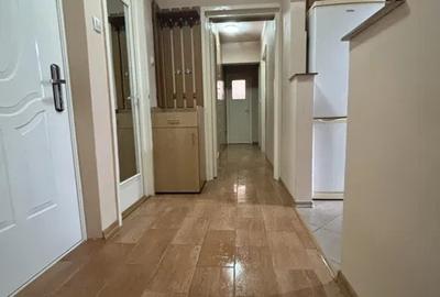 De vanzare apartament cu 3 camere pe str. Depozitelor