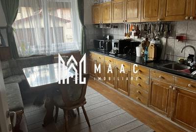 Duplex cu 5 camere cu Canalizare în Calea Poplăcii - 1