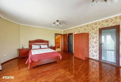 Casă cu 4 camere în Haieu - 2