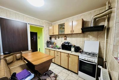 Apartament cu 2 camere decomandat în 1 Decembrie 1918