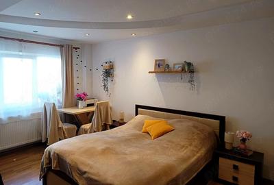 Apartament cu 3 camere decomandat în Vitrometan - 1