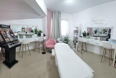 Spațiu comercial, de 60 mp, în Central - 3