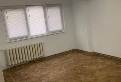 Apartament de vanzare Constanta zona Cet - 3