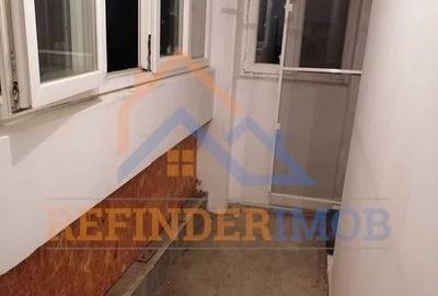 Apartament de vanzare cu 3 camere, zona Titan - 7