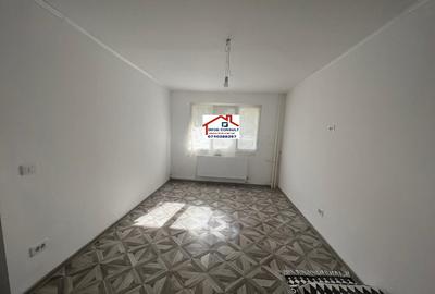 Apartament cu 3 camere decomandat în Alecu Russo - 2