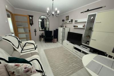 Vanzare apartament 4 camere Trapezului