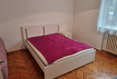 Apartament cu 2 camere semidecomandat, mobilat în Cotroceni