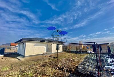 Casă individuală cu 3 camere cu Canalizare în Sânpetru - 2