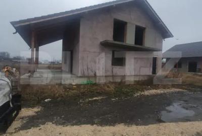 Casă cu 4 camere cu Canalizare în Stupini - 5