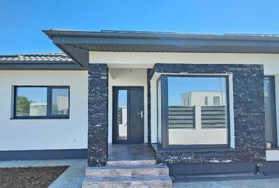 Casă cu 3 camere cu Teren 307 Mp în Berceni - 3