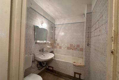 Apartament cu 3 camere semidecomandat în Titan - 4