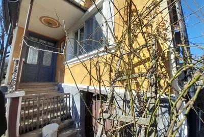 Casă individuală cu 5 camere cu Canalizare în Exterior Sud - 9