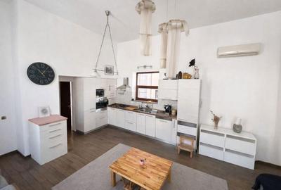 Apartament cu 3 camere decomandat în Ultracentral - 3