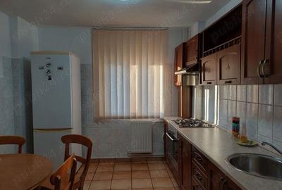 Apartament cu 2 camere decomandat în Republicii - 3