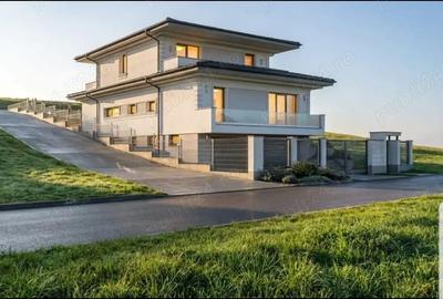 Casă cu Teren 688 Mp în Spitalul Județean - 7