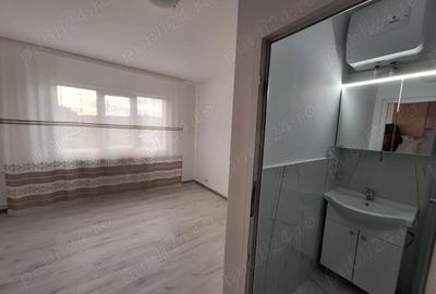 Proprietar Vand Camera camin - 1