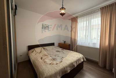 Apartament cu 3 camere de vanzare pe str EA Bieltz - 3