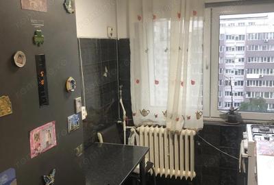 De vanzare Apartament 2 camere Lujerului - 2