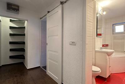 Apartament cu 3 camere semidecomandat în Circumvalațiunii