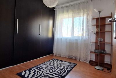 Apartament cu 3 camere decomandat în Aradului - 3