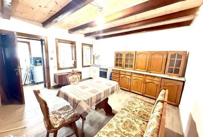 Casă cu 3 camere decomandat cu Teren 710 Mp în Homorod - 1