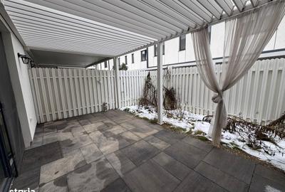 Casă cu 5 camere cu Teren 33 Mp în Central - 8