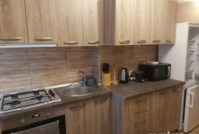 Garsonieră decomandată în Medicină