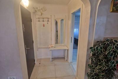 Apartament cu 3 camere în Tomis III - 2