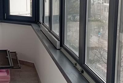 Apartament cu 3 camere decomandat în Traian - 2