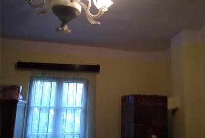 Casă în Dumbrava - 1