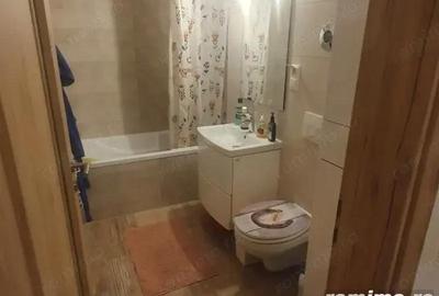 Apartament cu 3 camere în Dâmbovița