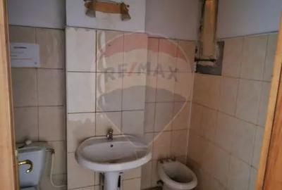 Spațiu comercial, de 80 mp, în Mărăței - 11