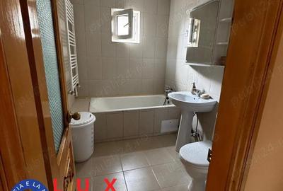 Apartament cu 2 camere decomandat în C5 - 5