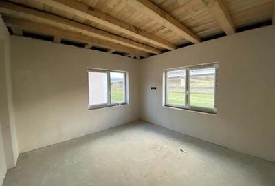 Casa individuala, zona Luna de Sus, semifinisata - 9