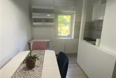Garsonieră decomandată, mobilată în Vitan - 3
