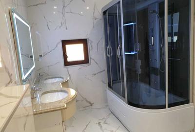 Casă cu 4 camere în Central - 6