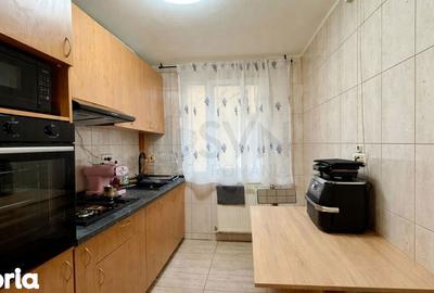 Apartament cu 3 camere, mobilat în Obor - 12