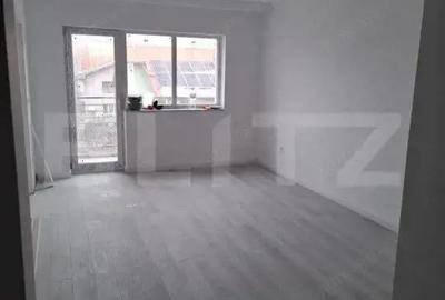 Apartament cu 3 camere decomandat în Ipotești - 11