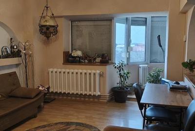 Apartament cu 3 camere decomandat în Central - 10