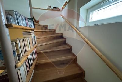 Casă cu 6 camere cu Teren 1263 Mp în Dărmănești - 23